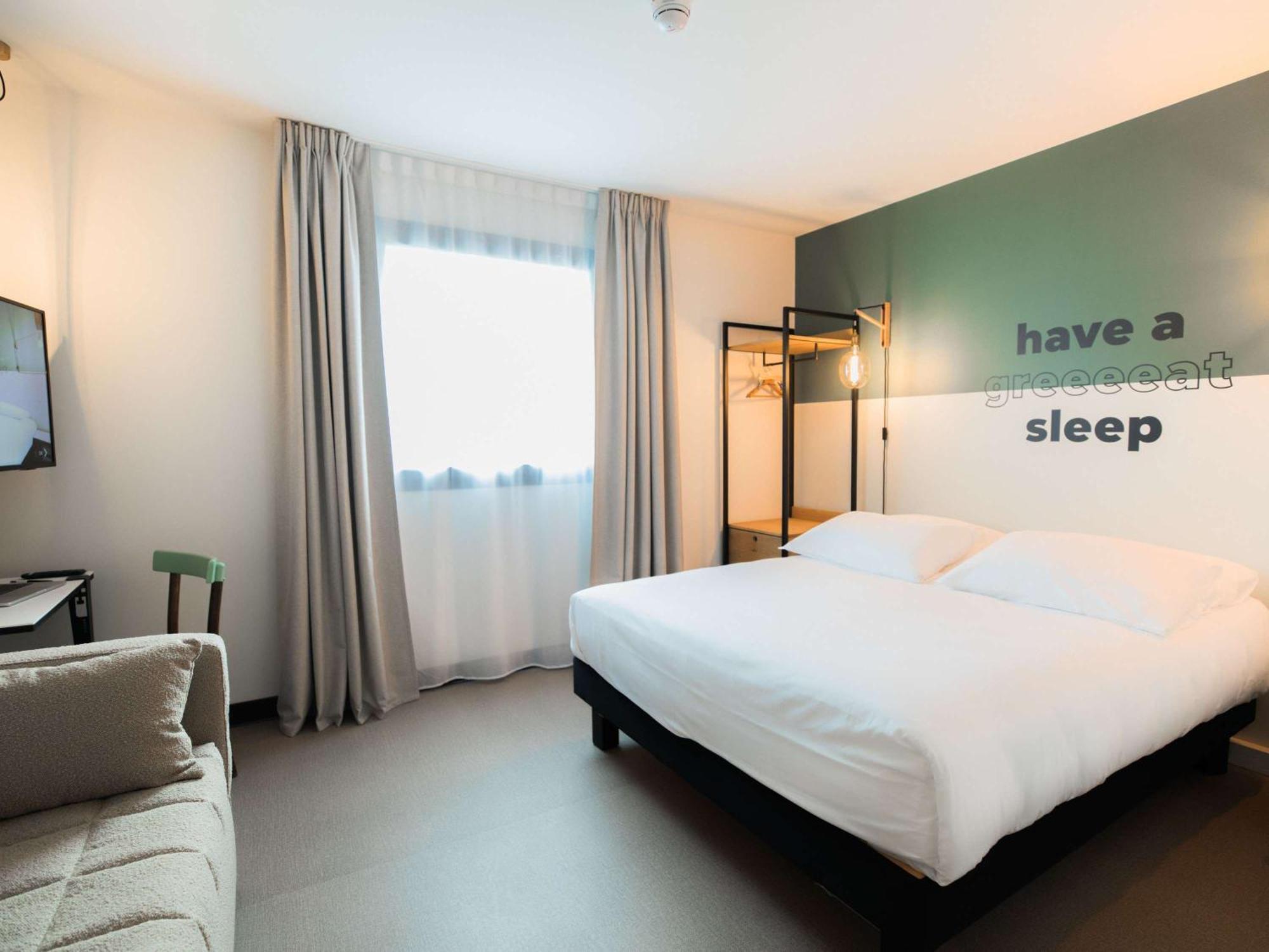 Greet Hotel Brest Aeroport Guipavas Eksteriør billede